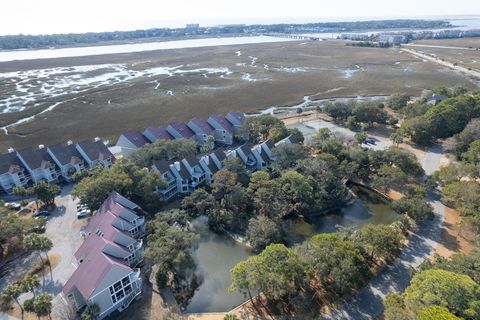 A home in Folly Beach