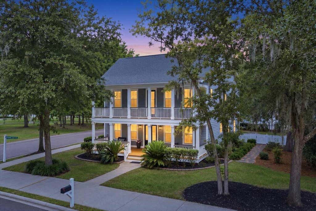 Photo of 320 Hundred Oaks Parkway, Summerville, SC 29483 (MLS # 26021186)