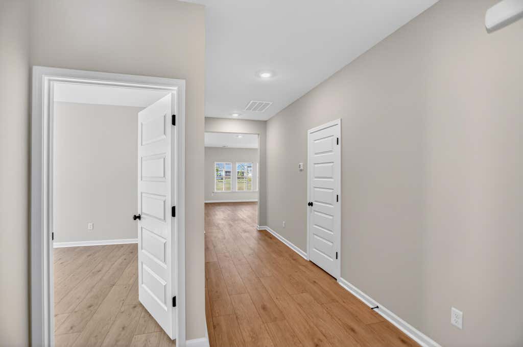 Photo of 154 Ireland Drive, Summerville, SC 29486 (MLS # 26017857)