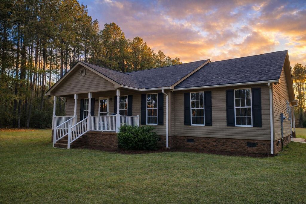 Photo of 7050 Old State Road, Holly Hill, SC 29059 (MLS # 26002886)