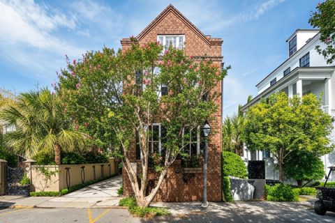 Photo of 69 King Street, Charleston, SC 29401 (MLS # 25021511) Photo of 69 King Street, Charleston, SC 29401 (MLS # 25021511)