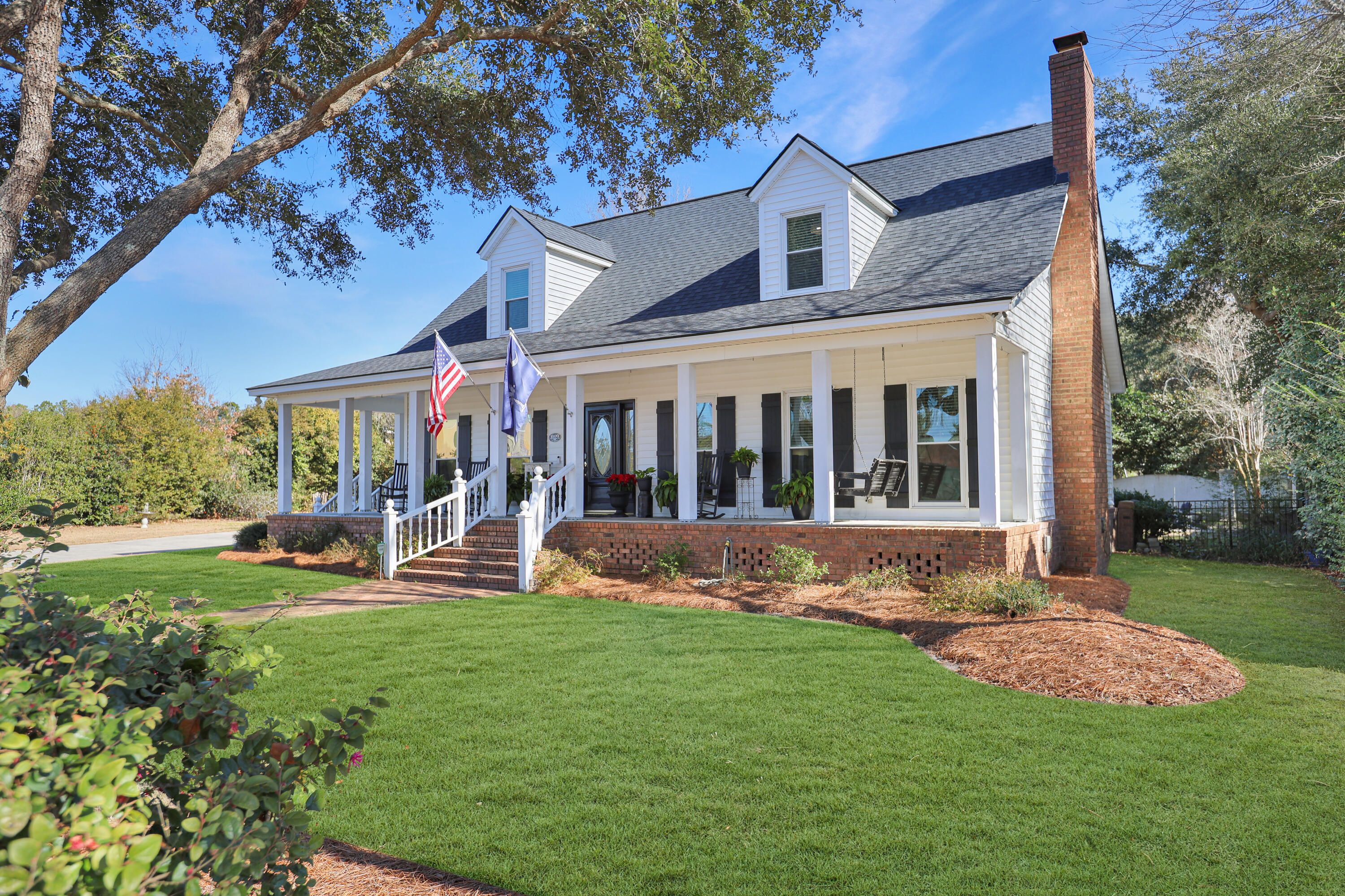 1109 Hollybrooke Drive