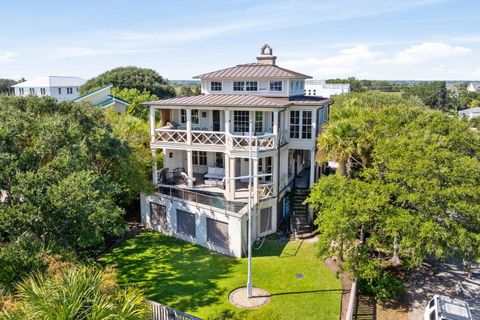 Photo of 3 7th Avenue, Isle of Palms, SC 29451 (MLS # 25027307)
