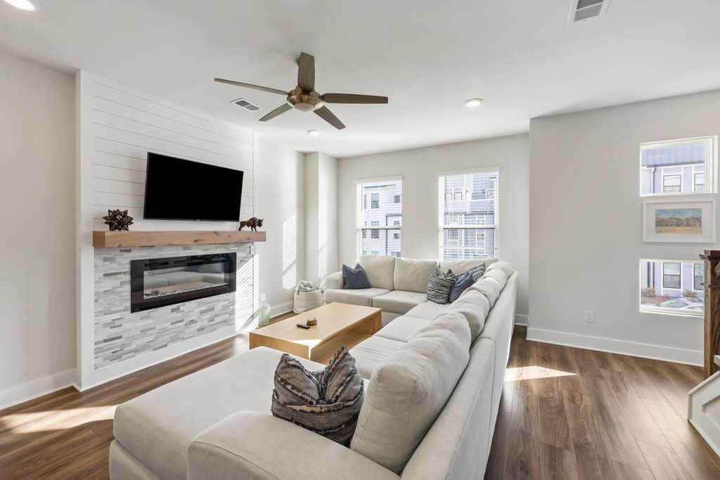 Photo of 4583 Mixson Avenue, North Charleston, SC 29405 (MLS # 25032804)