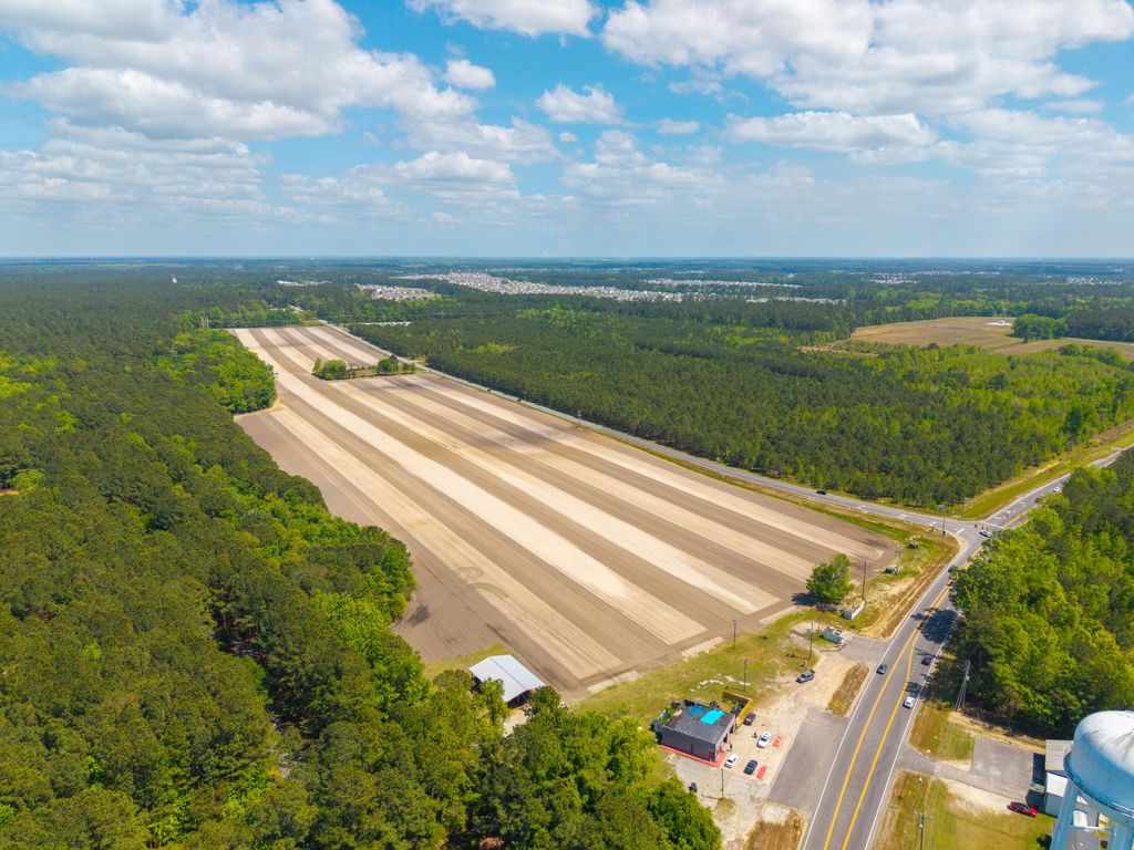 Photo of 2356 Highway 176 Highway, Summerville, SC 29486 (MLS # 26013541)