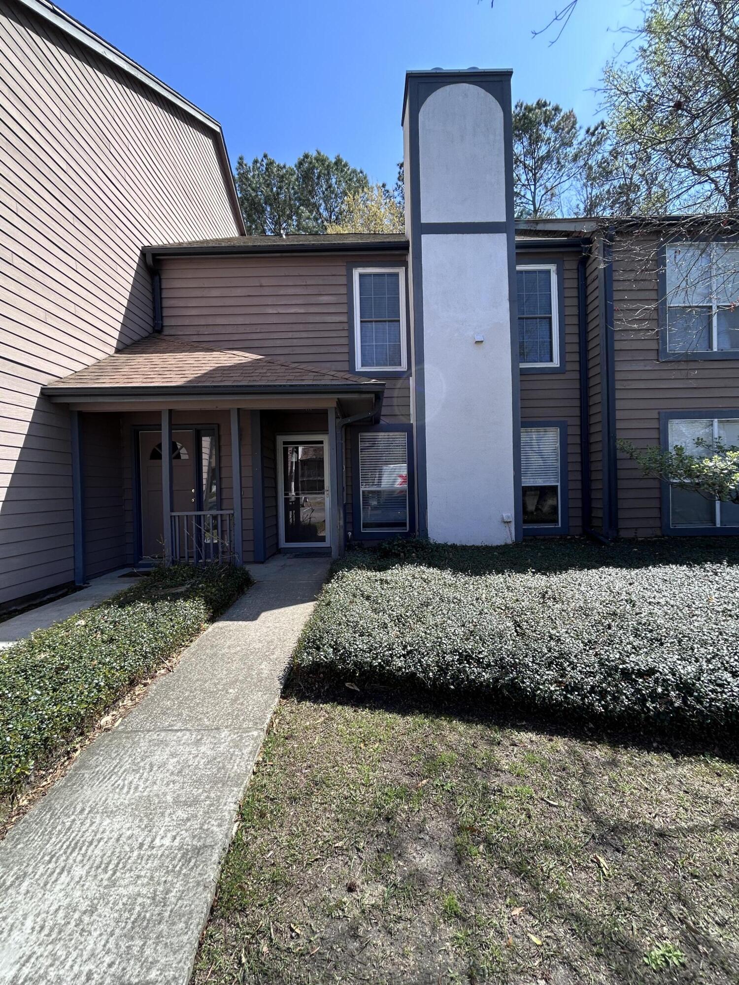 7945 Edgebrook Circle B
