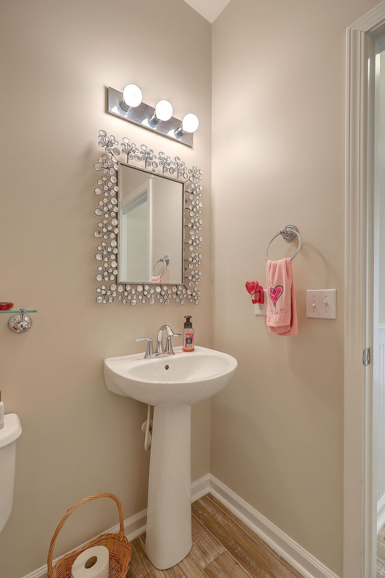 Photo 8 of 50 of 2961 Waterleaf Road house