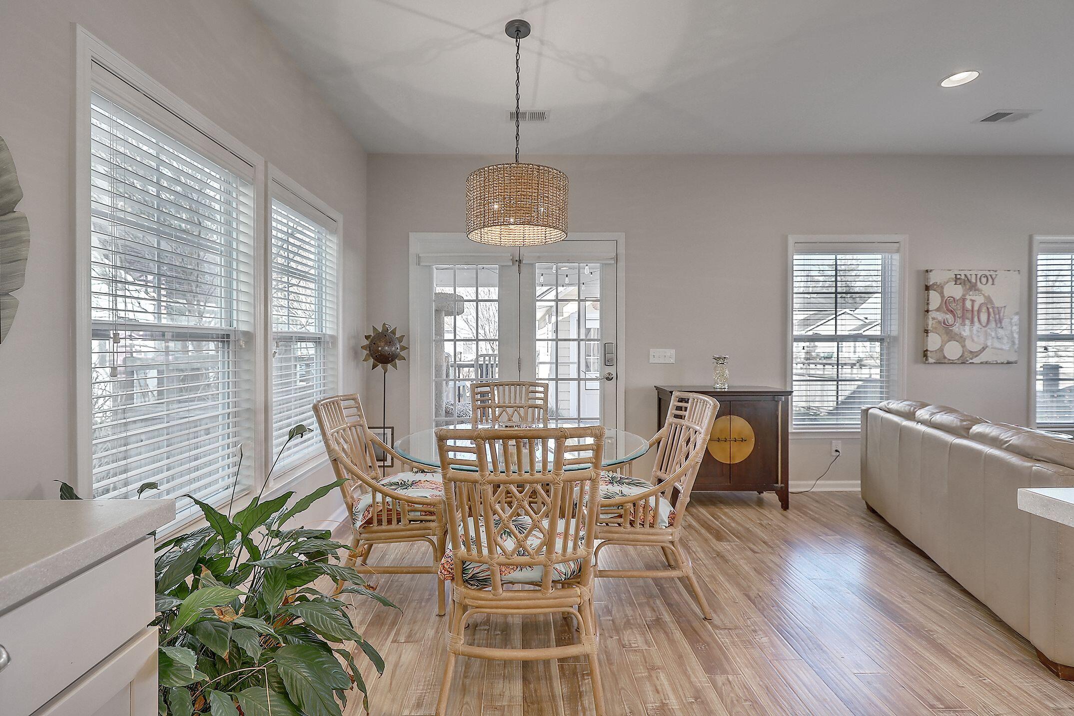 Photo 17 of 50 of 2961 Waterleaf Road house