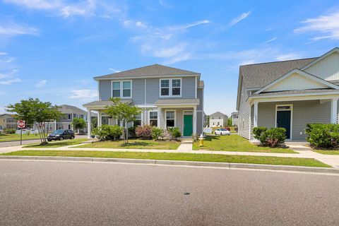 A home in North Charleston