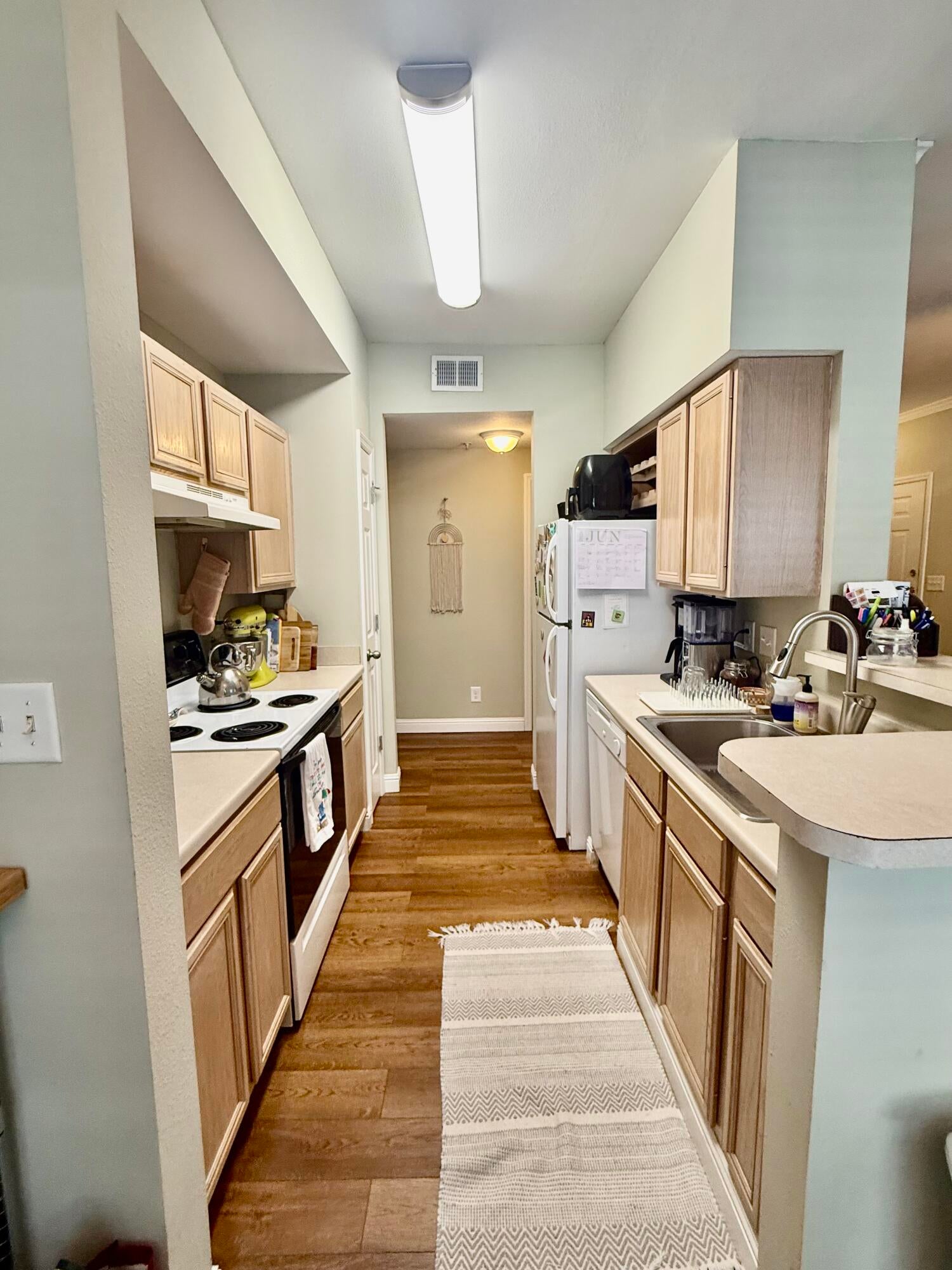 700 Daniel Ellis Drive 9105