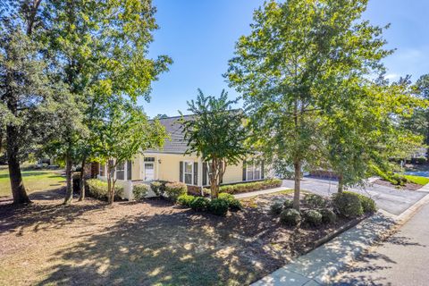 A home in North Charleston