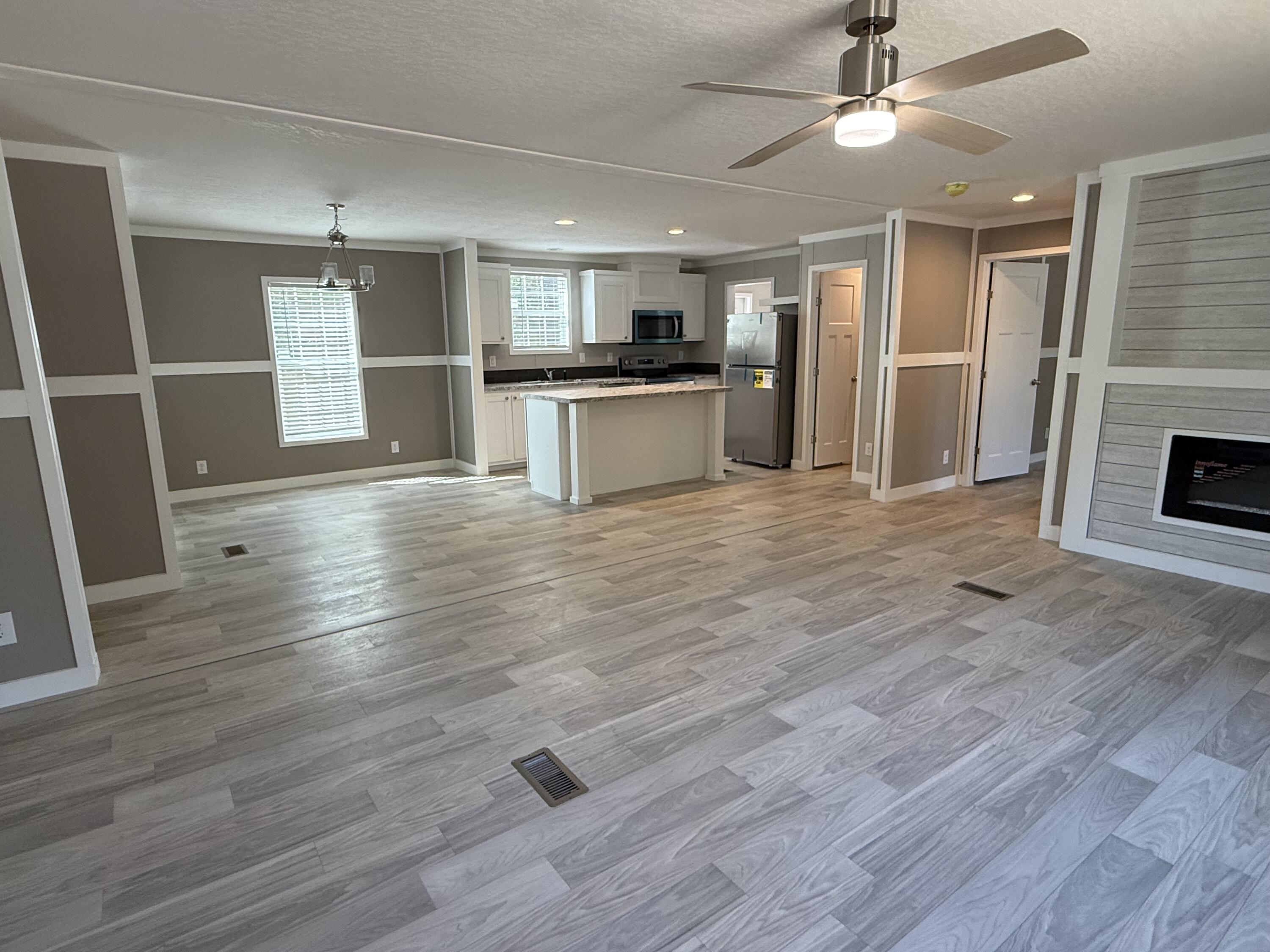 2512 Kelly Bay Road