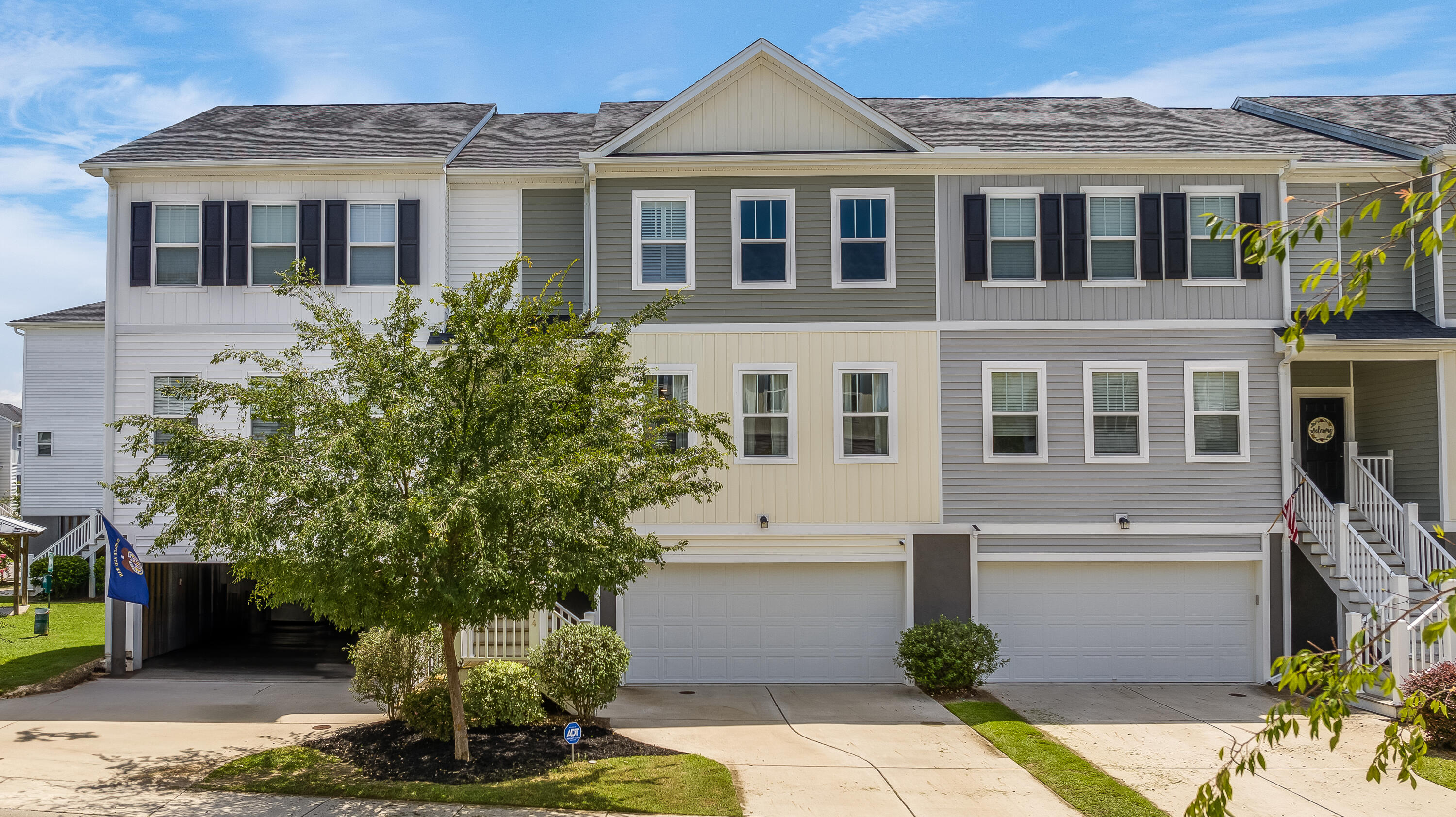 574 Mclernon Trace
