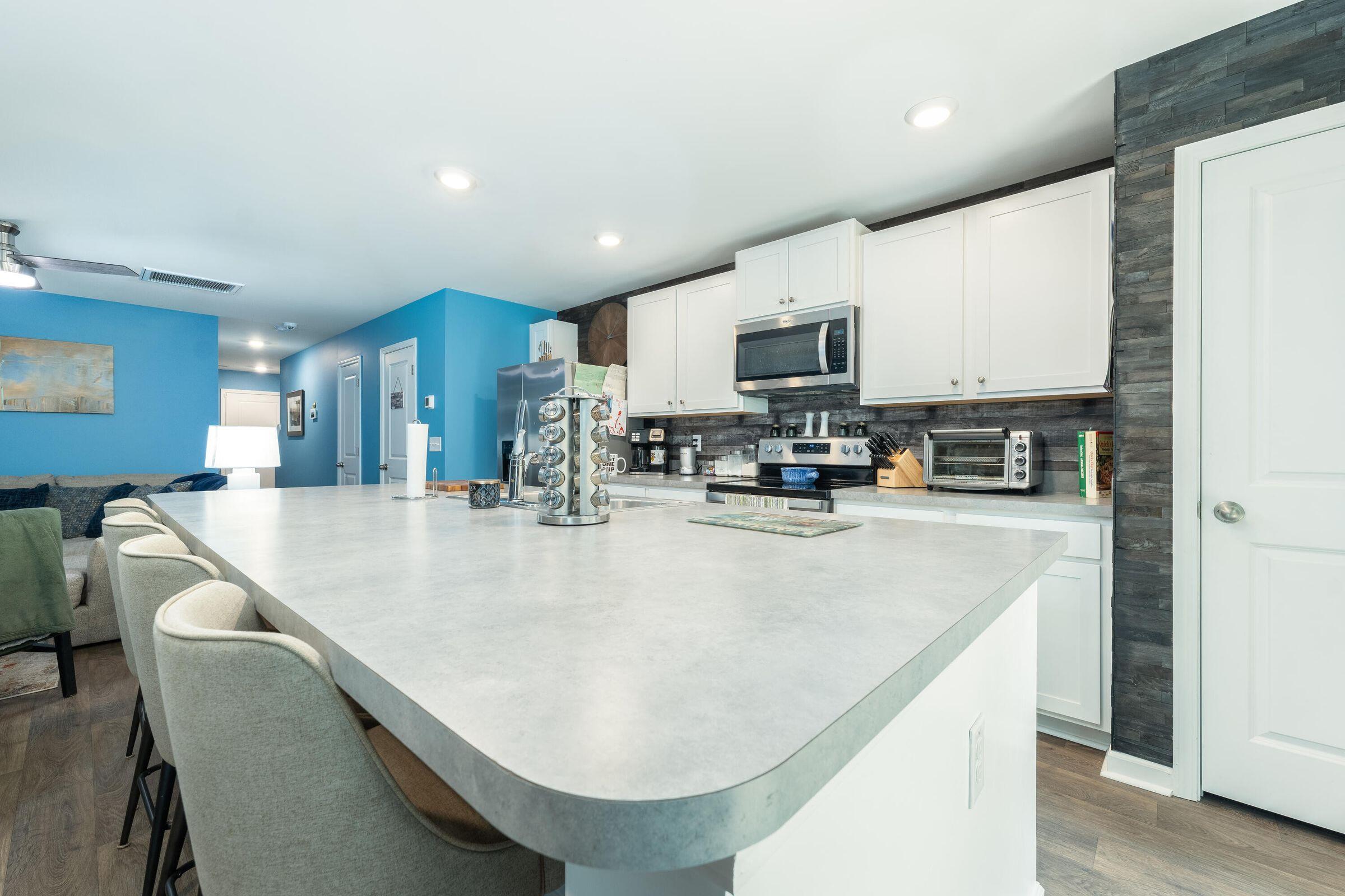 4589 Palm View Circle