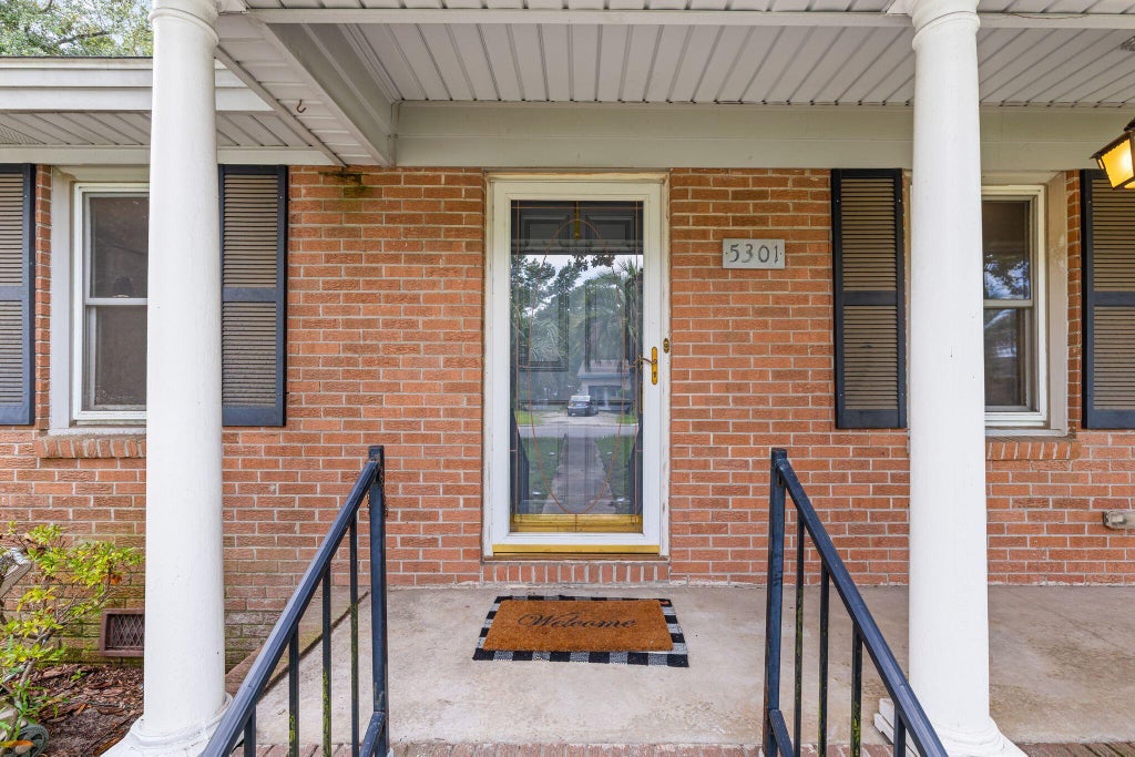 Photo of 5301 Helene Drive, North Charleston, SC 29418 (MLS # 26024390)