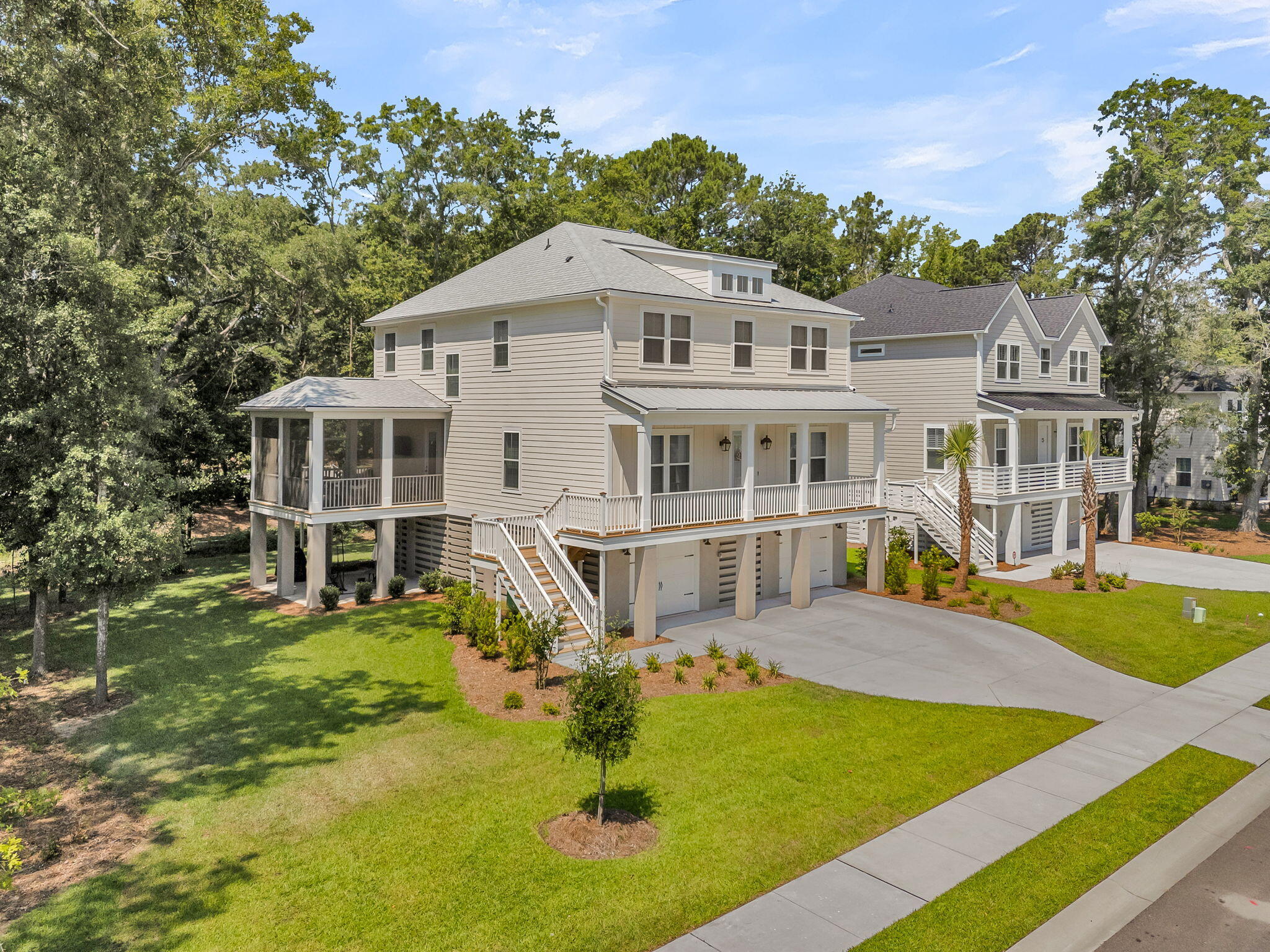 1416 Dahlia Road
