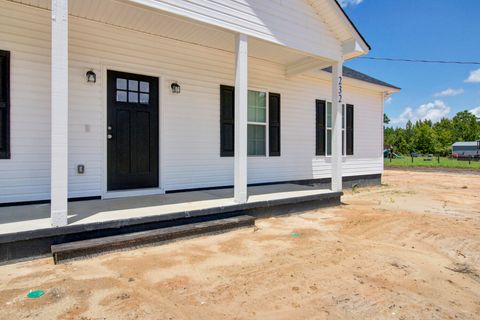 A home in Holly Hill