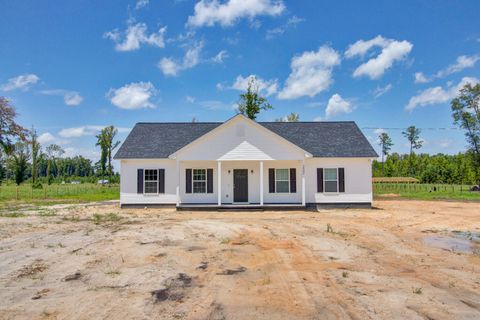 A home in Holly Hill