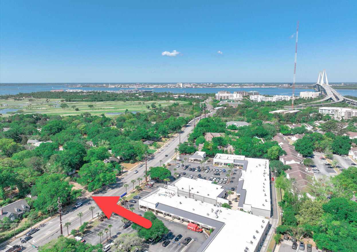 295 W Coleman Boulevard