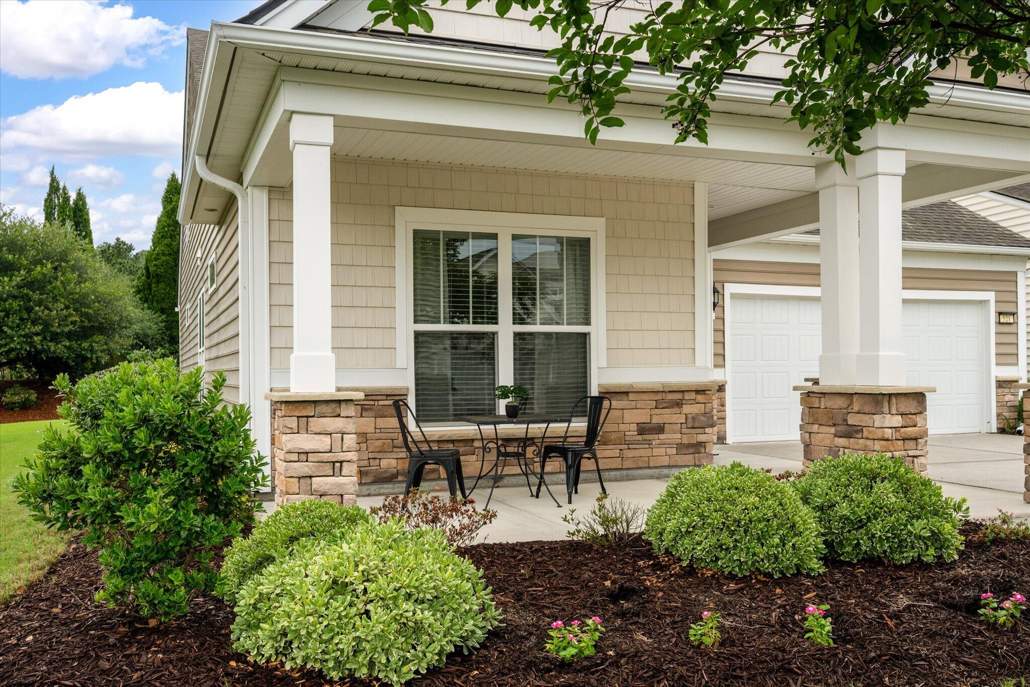 521 Tranquil Waters Way
