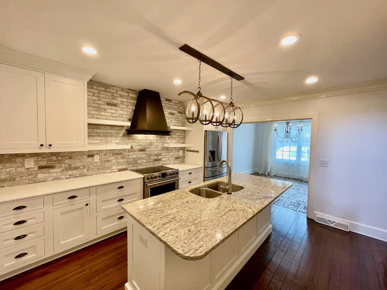 3 1/2 St Michaels Alley