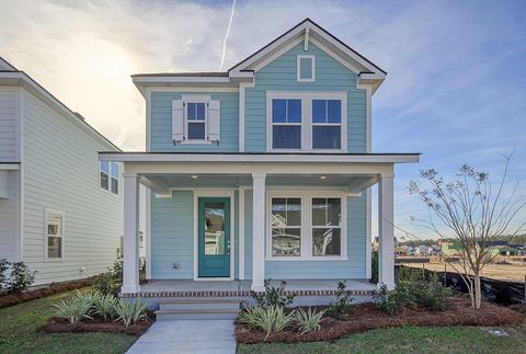 720 Rumbling Leaf Lane Summerville SC 29486