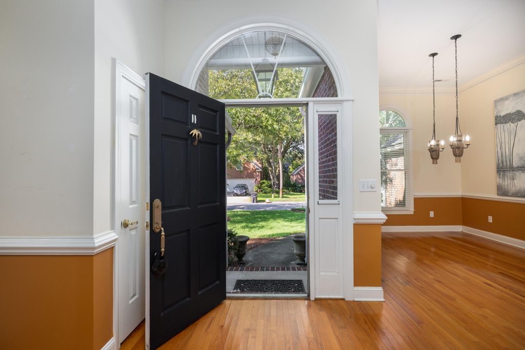 Photo of 1387 Southlake Drive, Mount Pleasant, SC 29464 (MLS # 25022753)