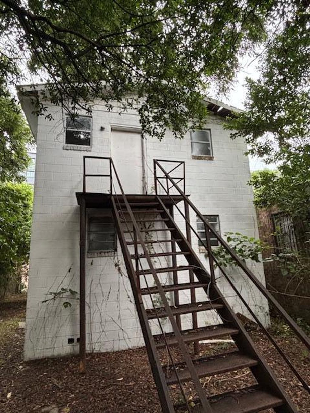 Photo of 6 Poinsett Street, Charleston, SC 29403 (MLS # 25023516)