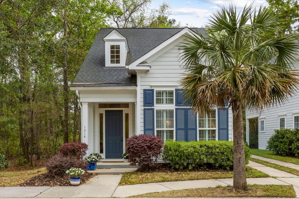 Photo of 1916 Fleming Woods Road, Charleston, SC 29412 (MLS # 26008551)