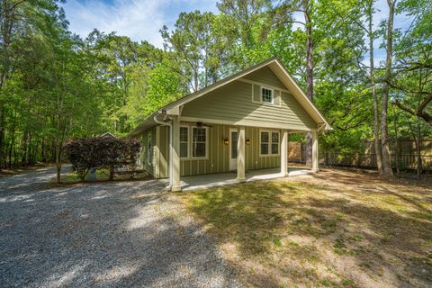 Photo of 6037 Chisolm Road, Johns Island, SC 29455 (MLS # 26010602)