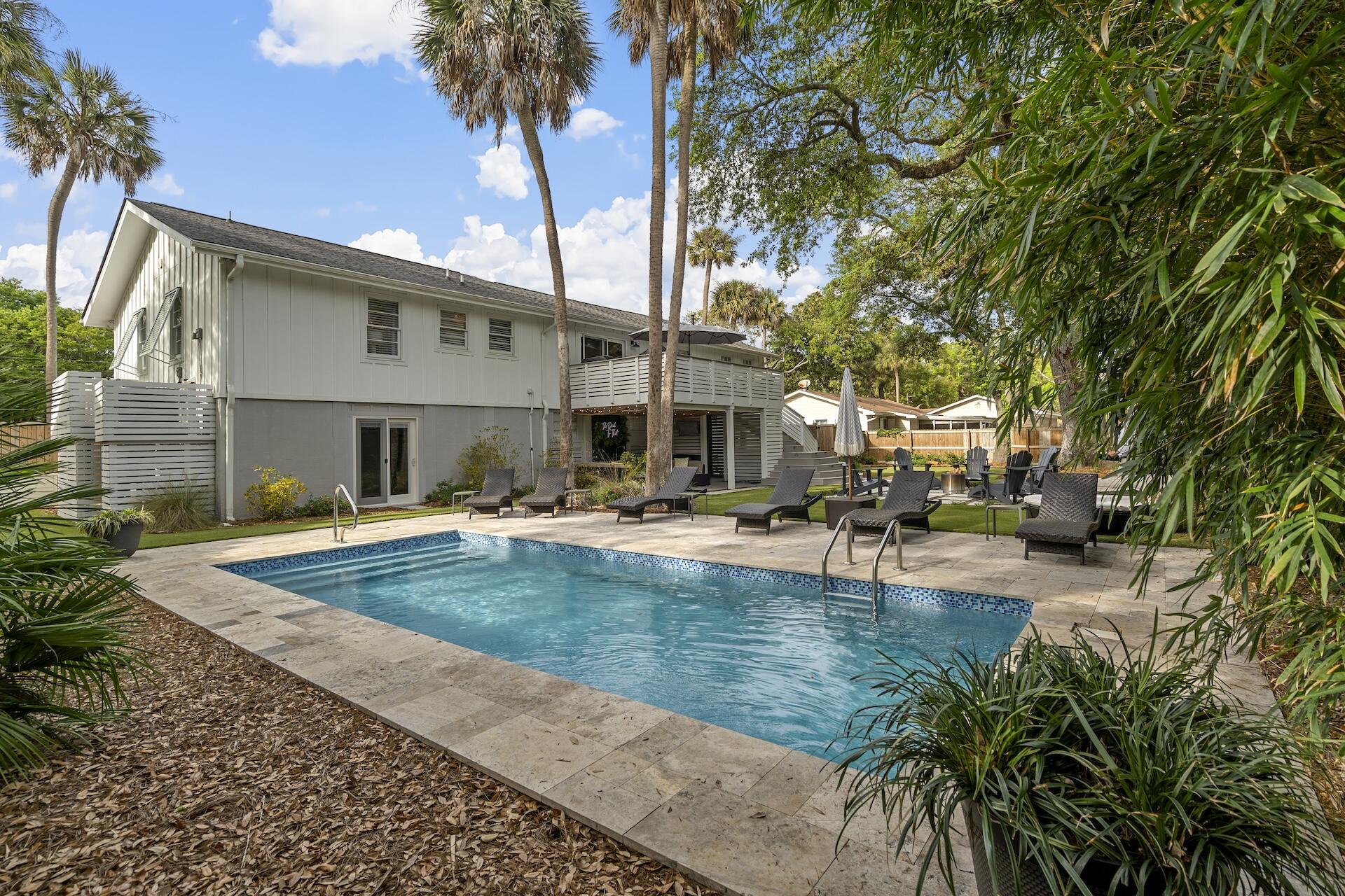 2702 Waterway Boulevard