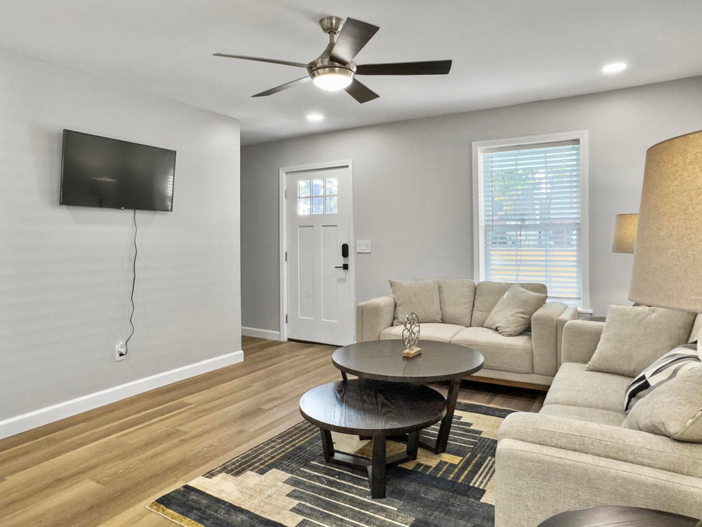 Photo of 33 Athens Court, Charleston, SC 29403 (MLS # 26029464)