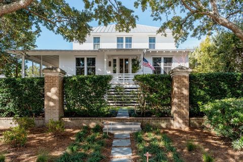 222 Haddrell Street Mount Pleasant SC 29464