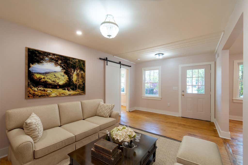 Photo of 708 S Laurel Street, Summerville, SC 29483 (MLS # 26016532)