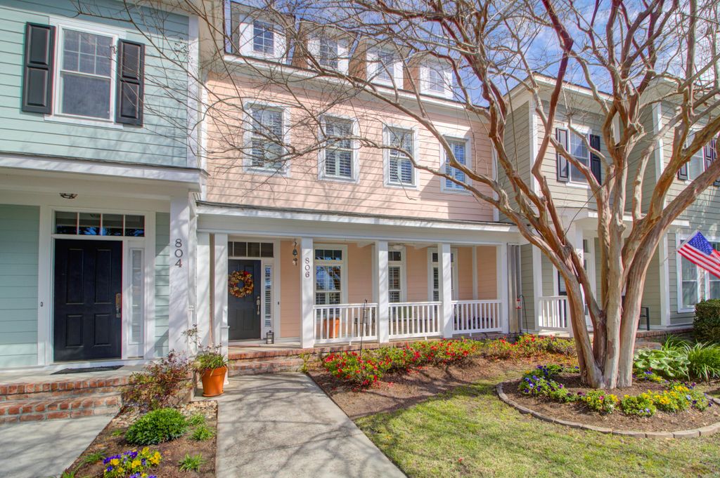 Photo of 806 Sage Bird Vw, Charleston, SC 29412 (MLS # 26008195)