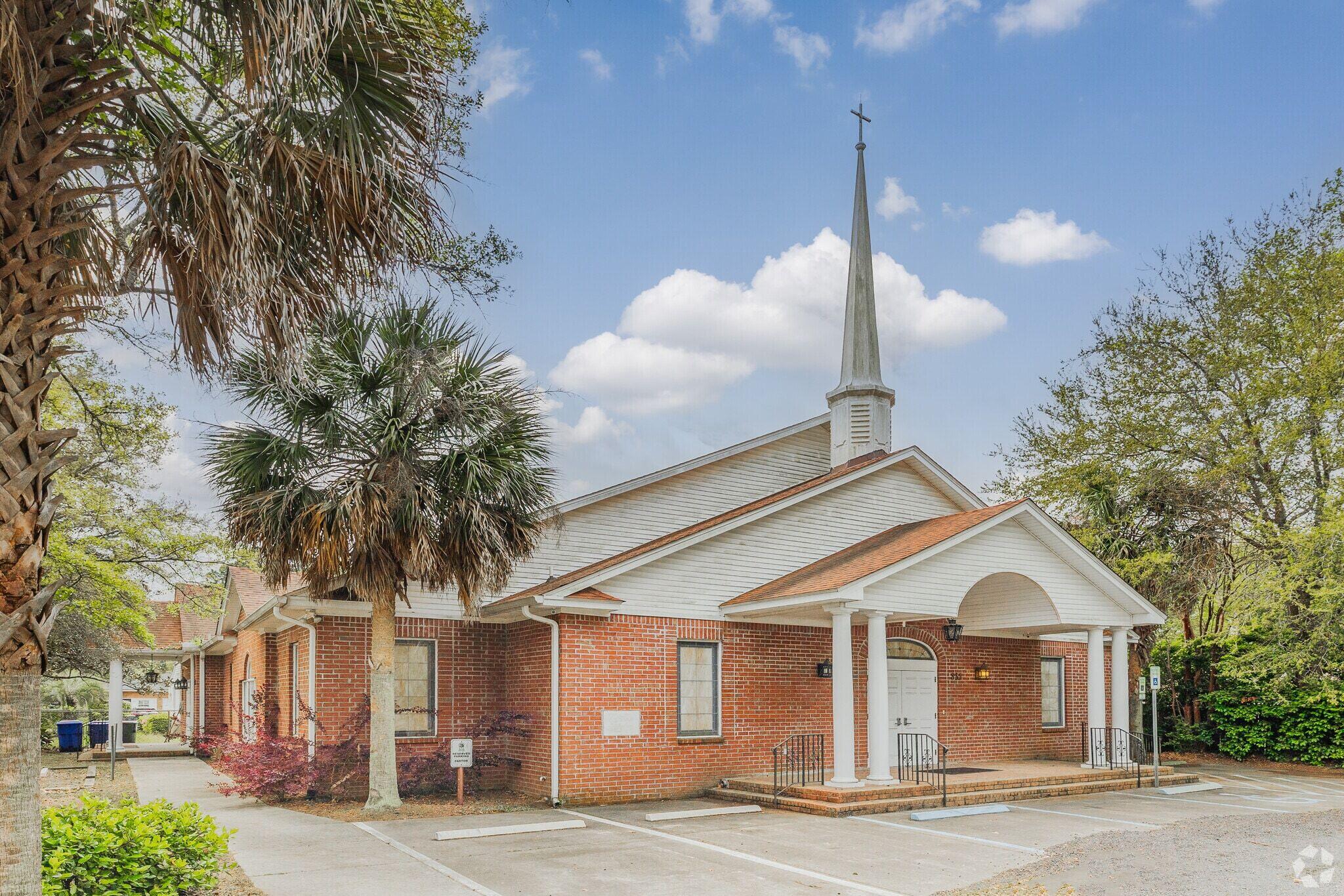 835 Magnolia Road