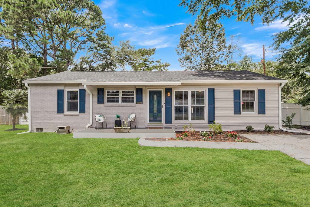 Photo of 1668 Mepkin Road, Charleston, SC 29407 (MLS # 26021201)