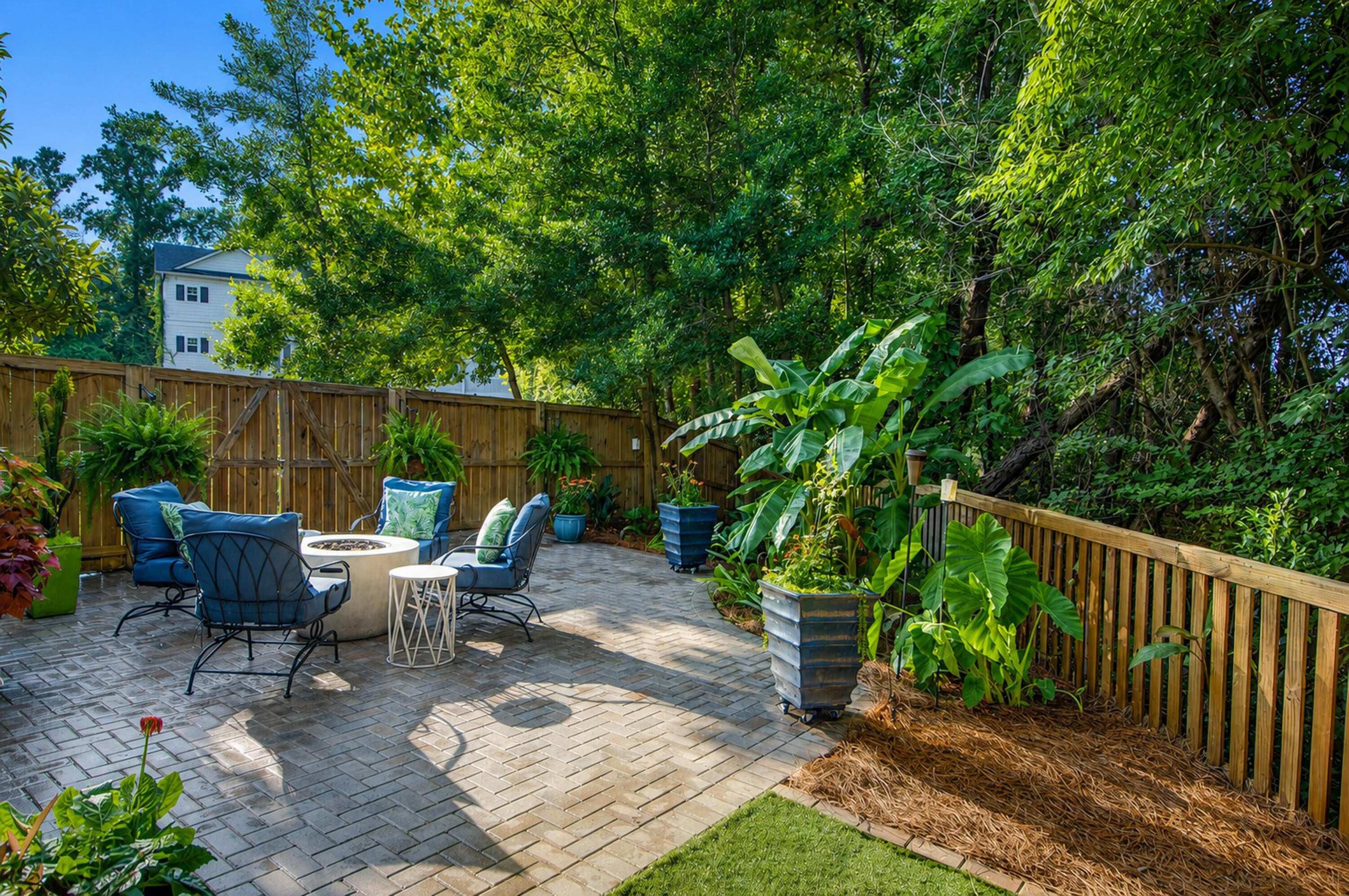 5138 Hyde Park Village Lane