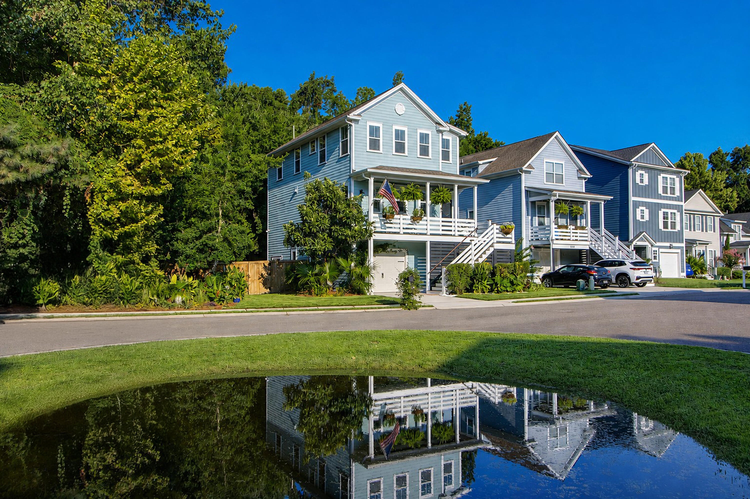 5138 Hyde Park Village Lane