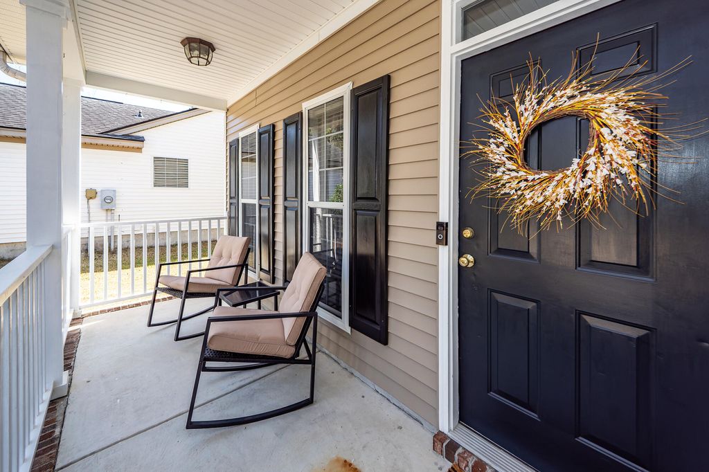 Photo of 294 Jardinere Walk, Mount Pleasant, SC 29464 (MLS # 26005327)