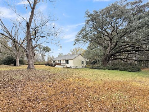 A home in Walterboro