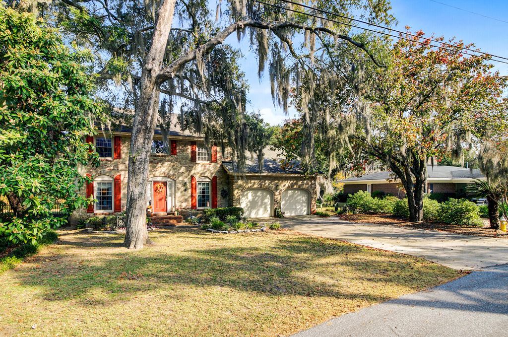 Photo of 672 Ayers Drive, Charleston, SC 29412 (MLS # 25030719)
