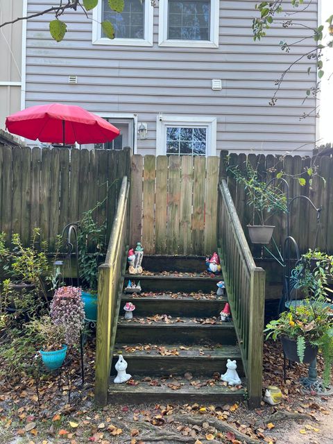 A home in North Charleston