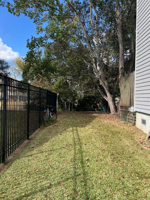 A home in North Charleston