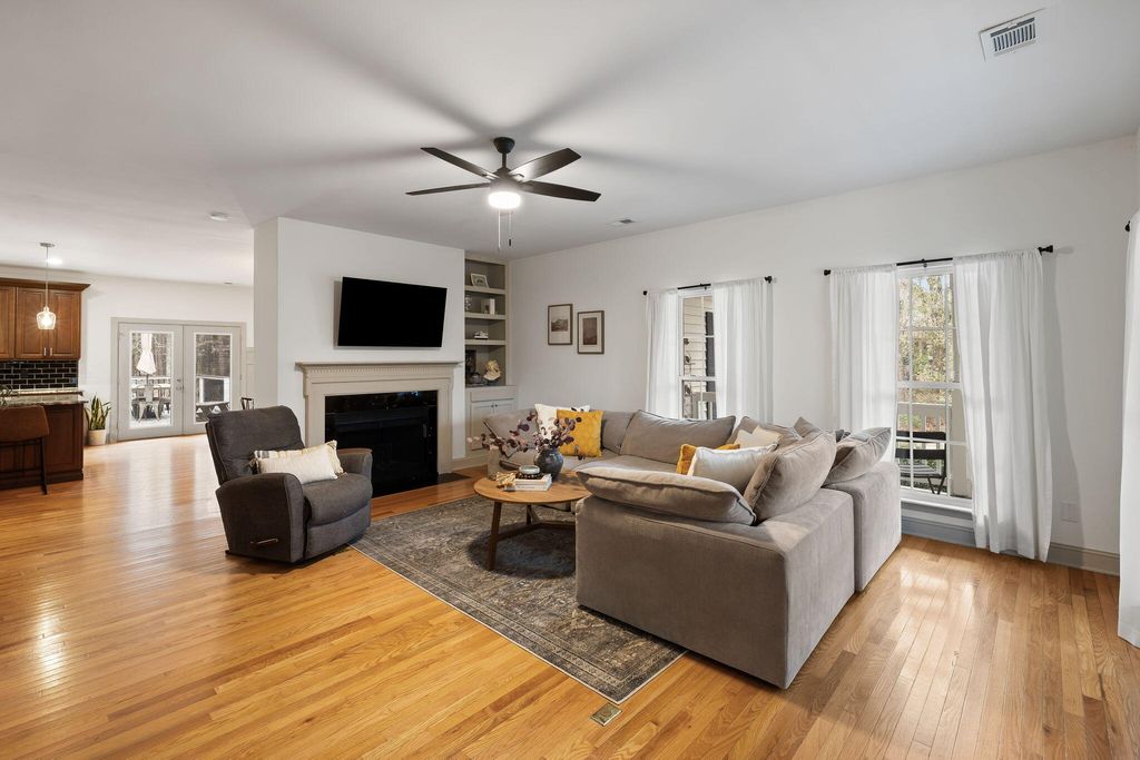 Photo of 204 Ferry Point Drive, Charleston, SC 29492 (MLS # 26003453)