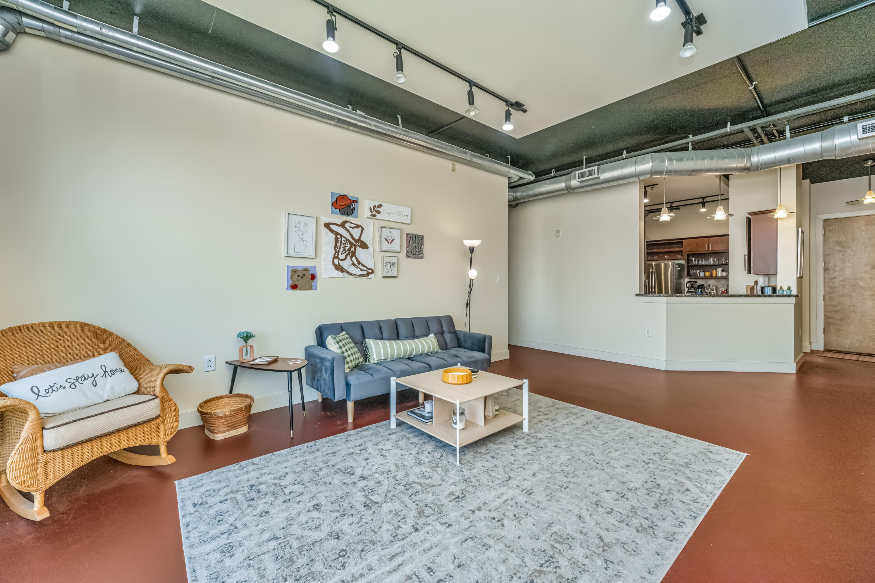 150 Bee Street 713