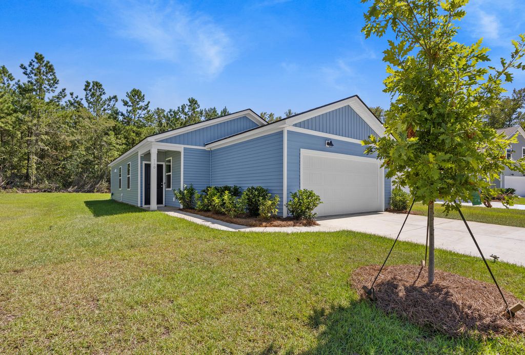 Photo of 716 Meadowbrook Lane, Summerville, SC 29486 (MLS # 25025886)