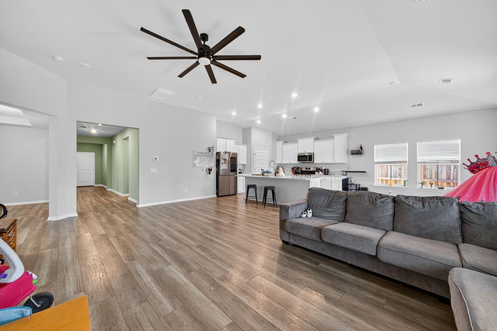 Photo of 974 Arrowwood Way, Summerville, SC 29485 (MLS # 25029088)