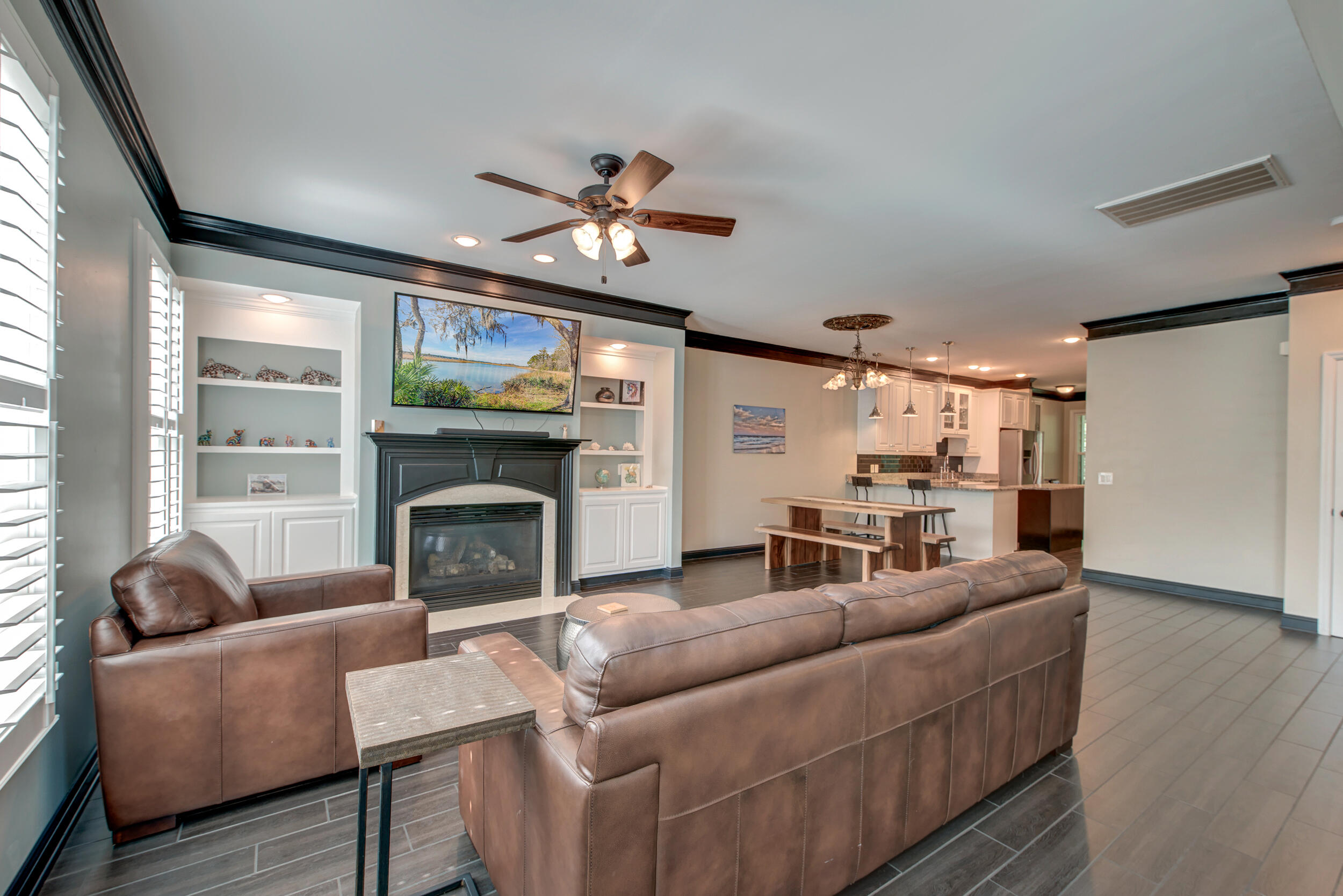 121 Palm Cove Way