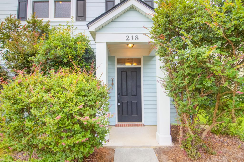 Photo of 218 Trillium Avenue, Summerville, SC 29483 (MLS # 25026837)